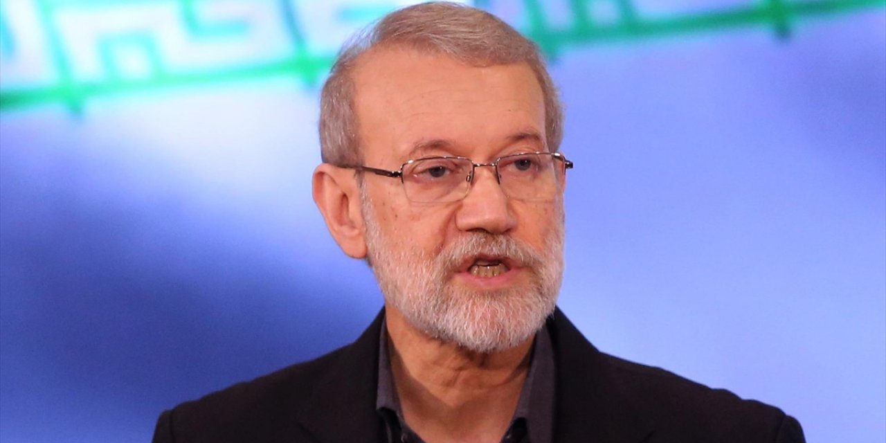 Laricani'nin İran'ın Nükleer Müzakerelerde Yanıtını İletmek İçin Umman'a Gideceği Belirtildi
