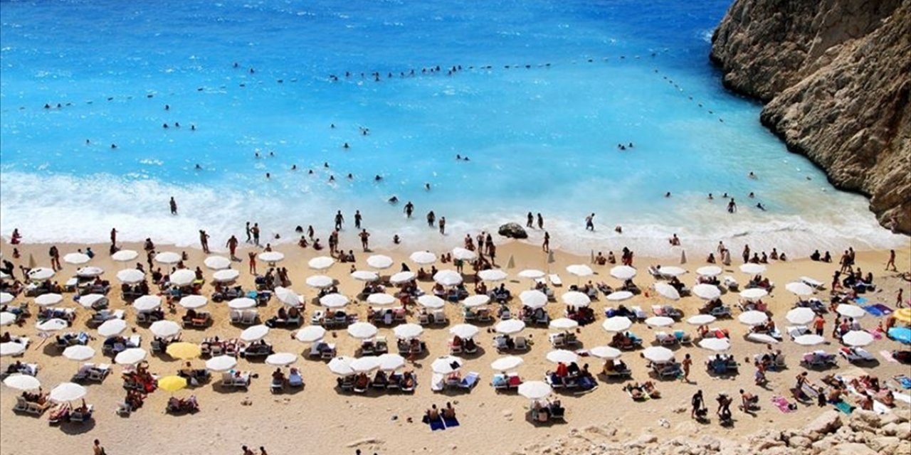 Avrupalı Turistin "Çifte Bayram" Rotası Antalya Olacak