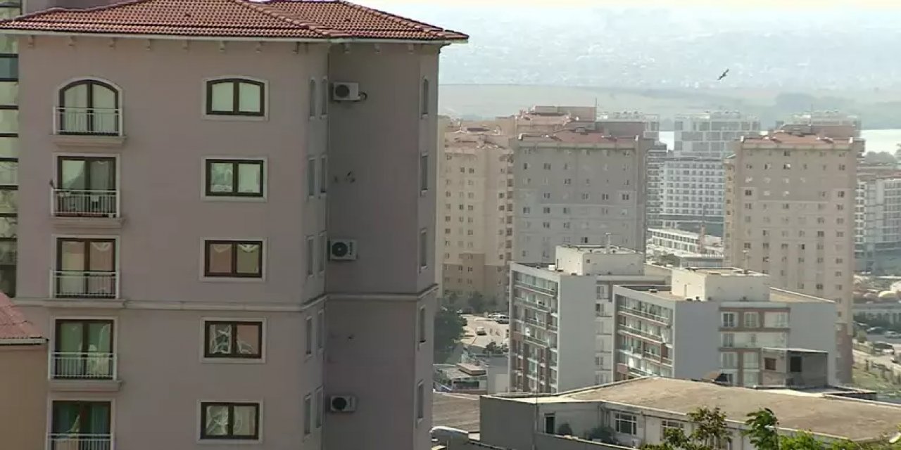 Site Yönetimine Müteahhit Mi Göz Dikti?