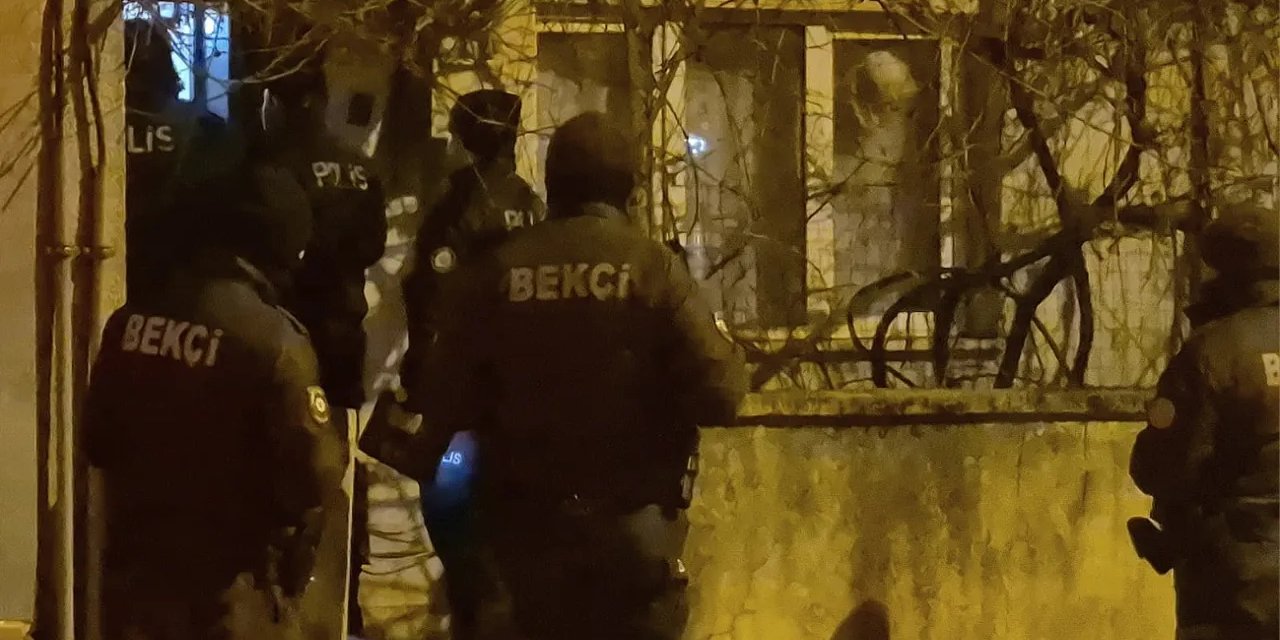 Hırsız Zannedilen Genç Ev Sahibi Çıktı.