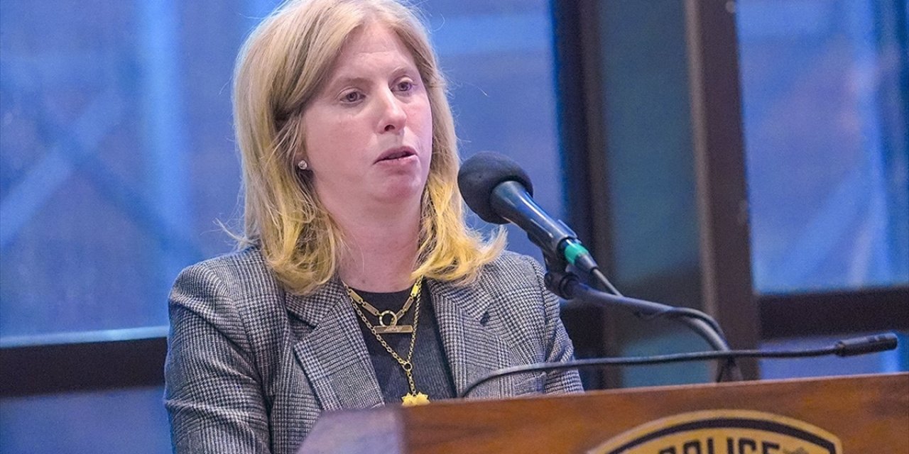 New York'ta Polisin Kar Topu Yağmuruna Tutulması Hakkında Soruşturma Başlatıldı