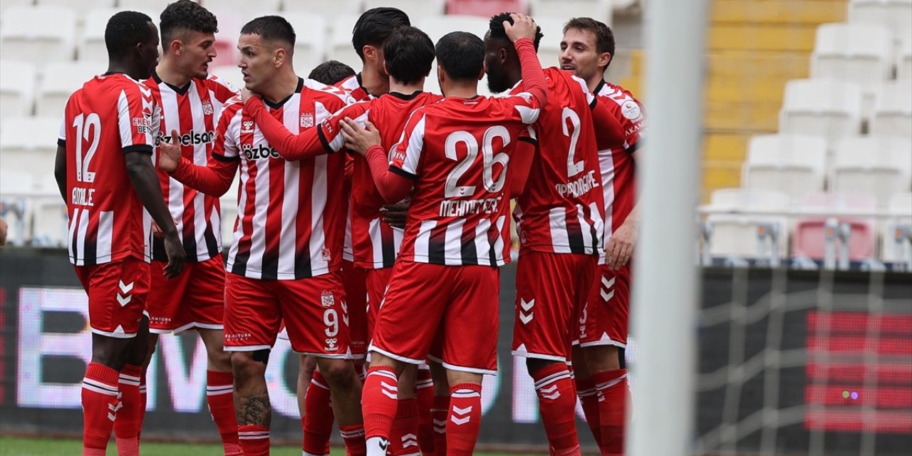 Sivasspor Ligde 5 Maçlık Galibiyet Hasretini Sonlandırdı