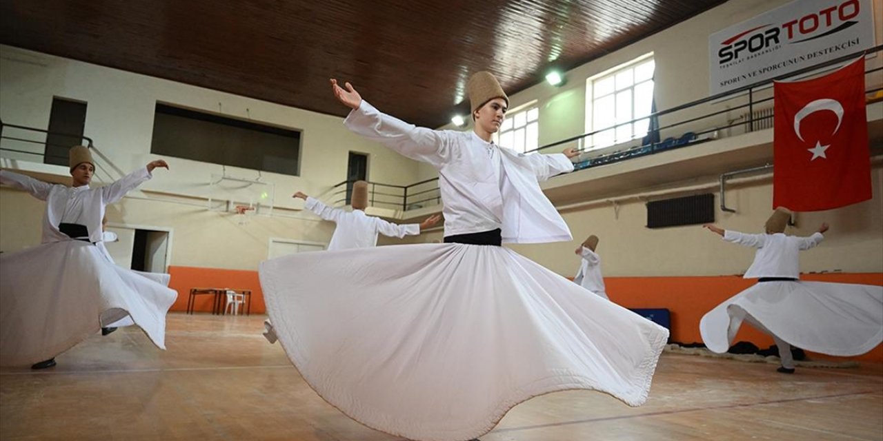 Edirneli Semazenler Balkanlarda Gönüllere Dokunacak