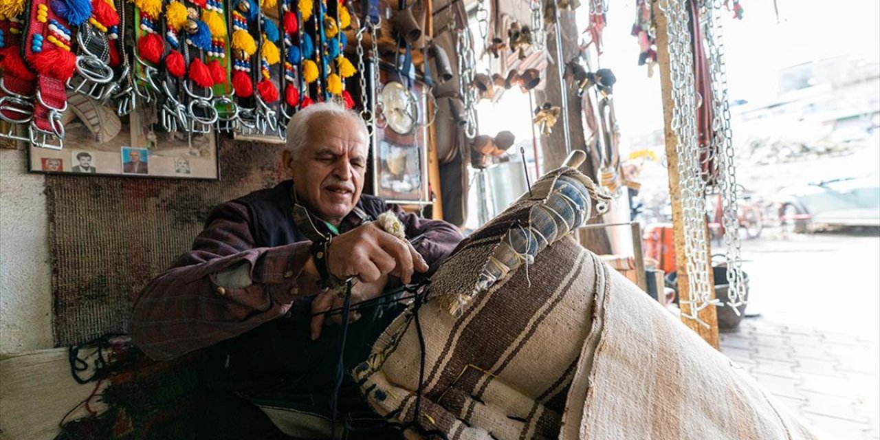 Dede Yadigarı Semerciliği 50 Yılı Aşkın Süredir Ayakta Tutuyor