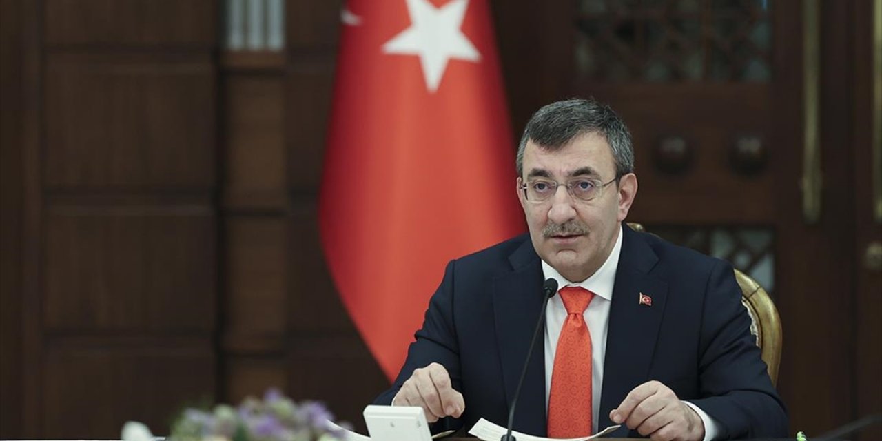 Cumhurbaşkanı Yardımcısı Yılmaz: Enflasyonu Düşürme Konusunda Kararlı ve Koordineli Çalışmamız Devam Etmektedir