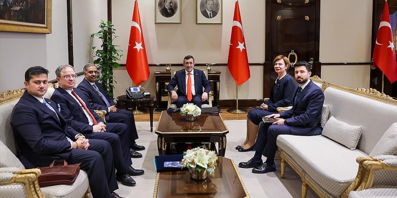 Cumhurbaşkanı Yardımcısı Yılmaz: Kuruluşunda Öncü Rol Oynadığımız D-8'in Dönüşüm Sürecine Destek Vermeye Devam Edeceğiz