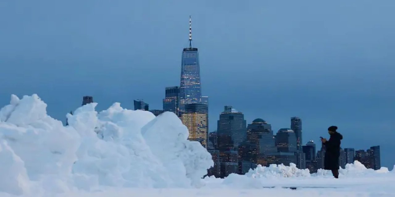 Fotoğraflarla New York'ta Rekor Kar