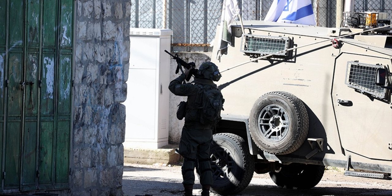 İsrail Askerlerinin, Gazze'de 15 Sağlık Ve Sivil Savunma Personelini 910 El Ateş Ederek Öldürdüğü Ortaya Çıktı