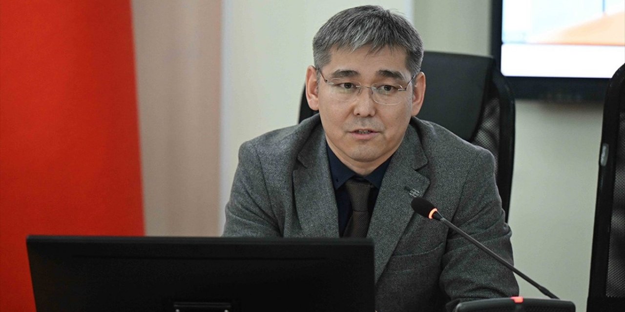 Kırgızistan Sağlık Bakanlığına Türkiye Mezunu Damirbek Osmonov Atandı