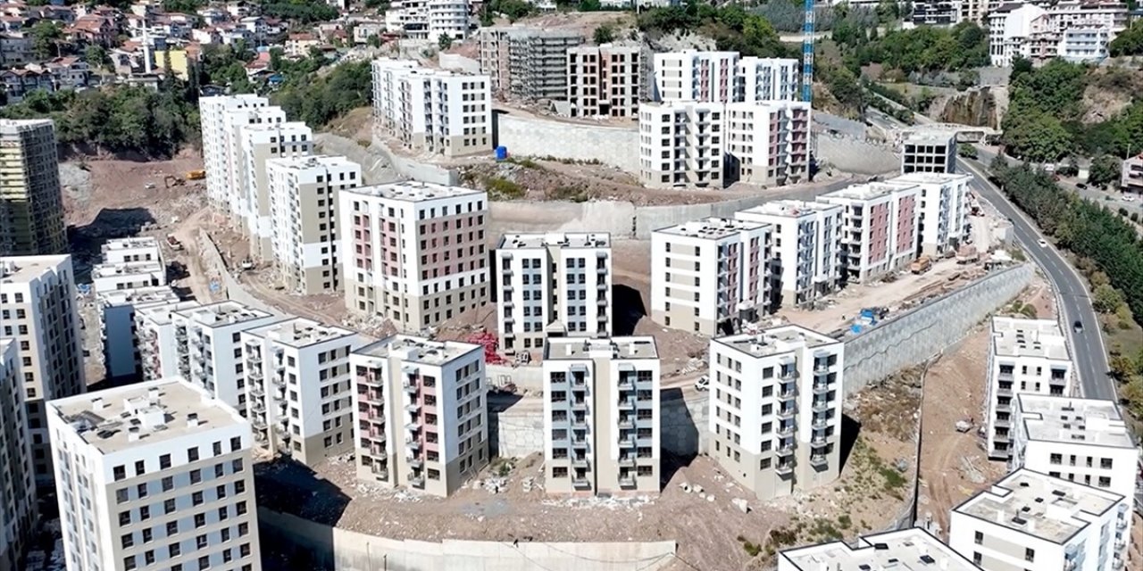 Kocaeli'nin Cedit Mahallesi'ndeki Kentsel Dönüşüm Çalışmalarında Sona Gelindi