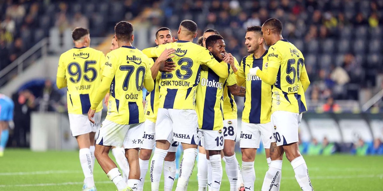 Fenerbahçe'nin Kamp Kadrosu Açıklandı: 7 eksik var!