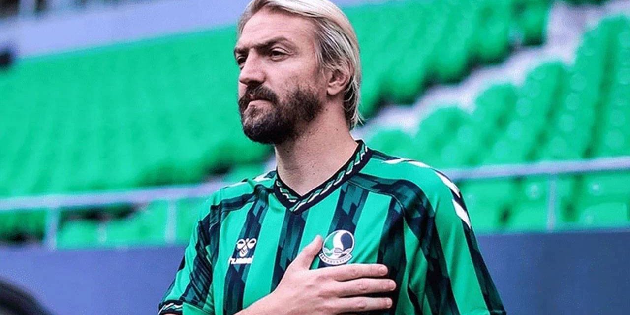 Caner Erkin İle Yollar Ayrıldı.