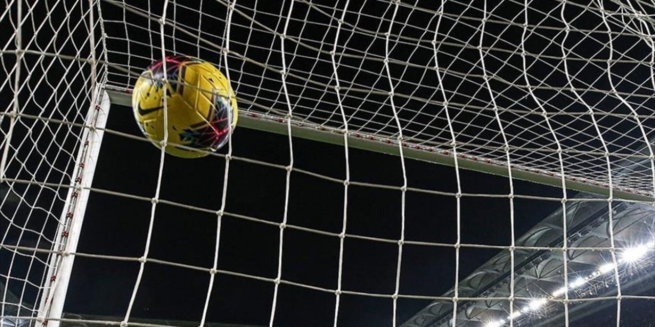 Başakşehir, Süper Lig'de Yarın Konyaspor'u Ağırlayacak