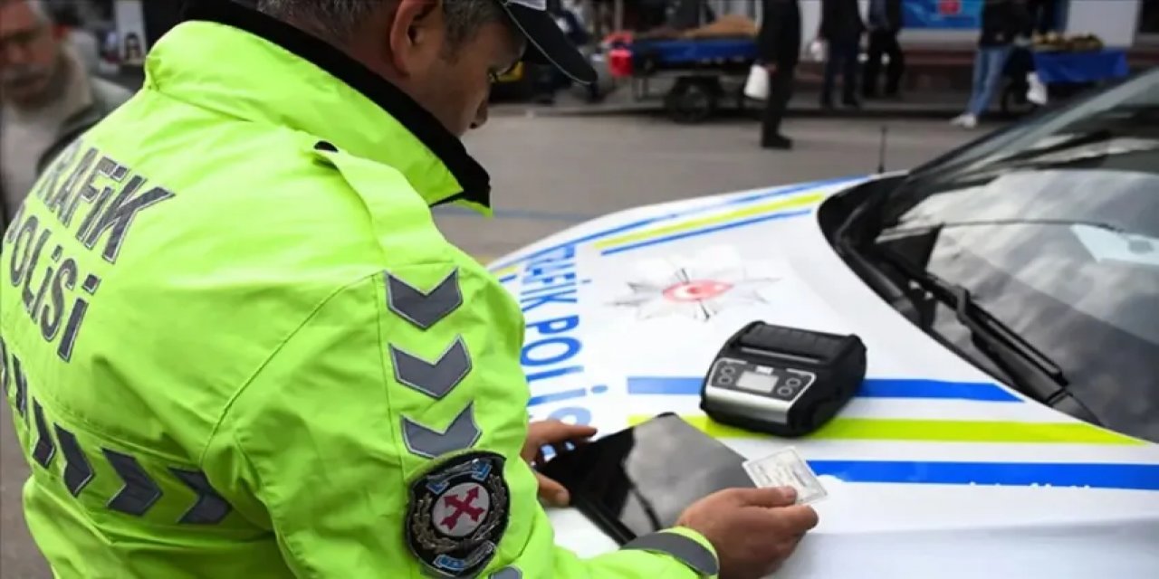 Yeni Trafik Düzenlemesi Yürürlükte: Cezalar ağırlaştı Yeni Yaptırımlar Getirildi!