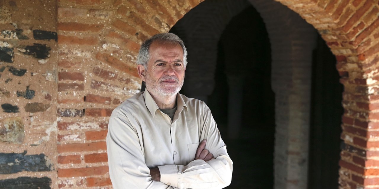 Müslüman Olan İspanyol Rafael Hernandez, At Sırtında Endülüs'ten Mekke'ye Giderek "sözünü" Tuttu