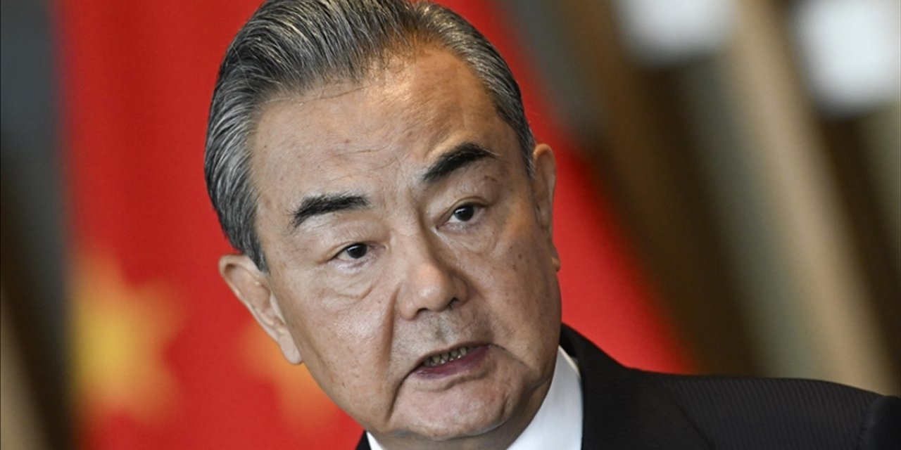 Çin Dışişleri Bakanı Vang'dan İran'a Yönelik Saldırılara Karşı Uluslararası Tepki Çağrısı