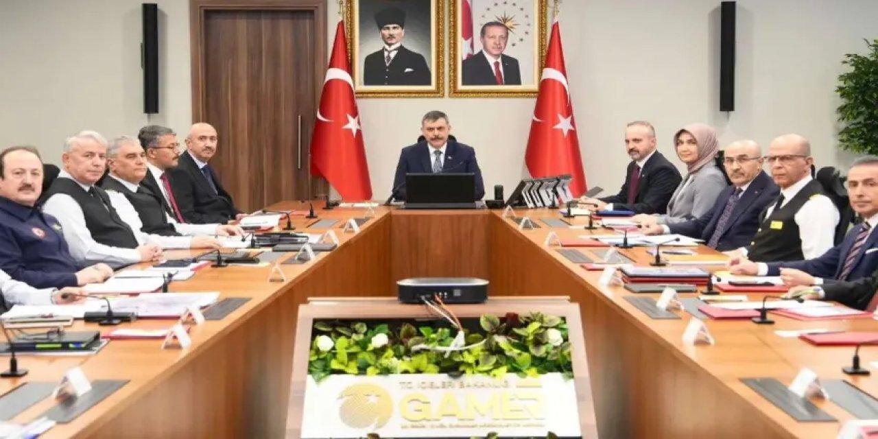 İçişleri Bakanlığı’nda Sınır Güvenliği Toplantısı! Kriz Senaryoları Değerlendirildi