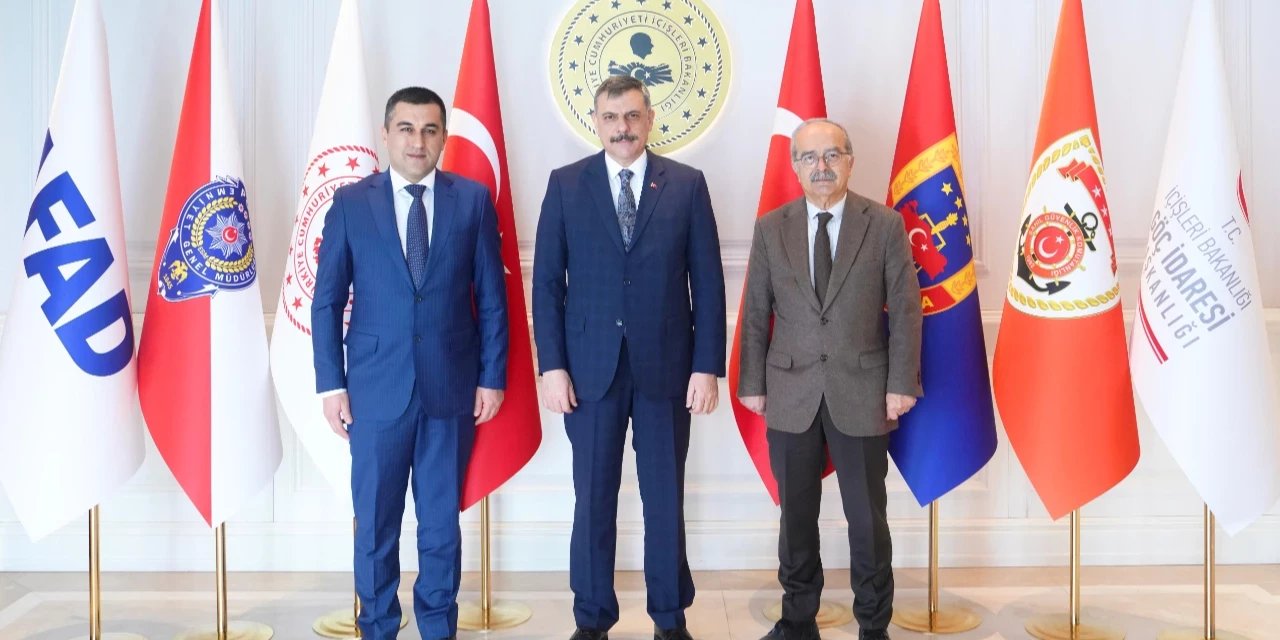 İçişleri Bakanı Ulusal Kanal'a konuştu: ''Türkiye-İran Sınırında Sıra Dışı Hareketlilik Yok''