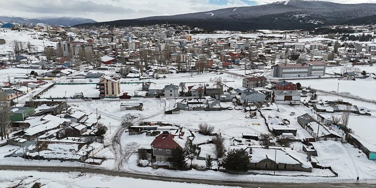 Erzurum, Ardahan ve Kars'ta Kar Ve Soğuk Hava Etkili Oldu