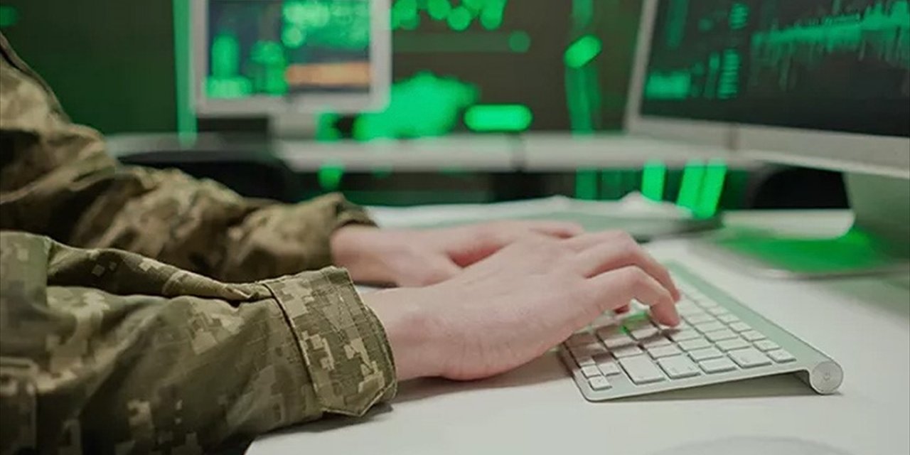 Yapay Zekanın Savaş Ortamında Kullanımı Hukuki Soru İşaretlerini Büyütüyor