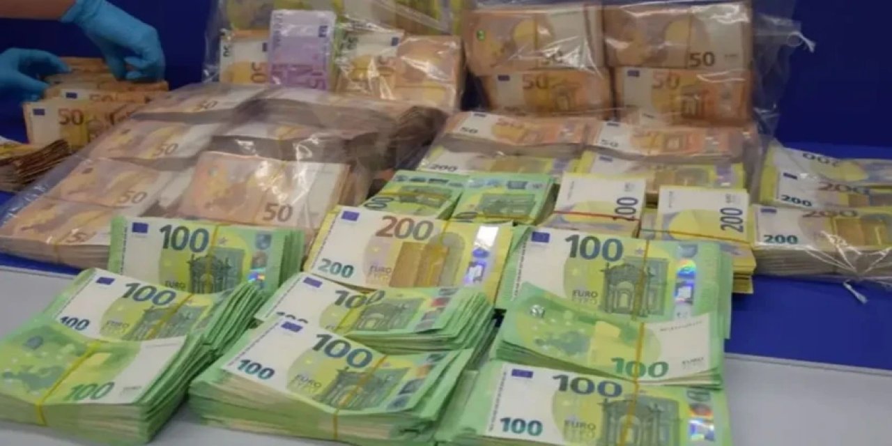 Almanya'dan Türk Futbolculara Skandal Eziyet! Paralarına El Konuldu