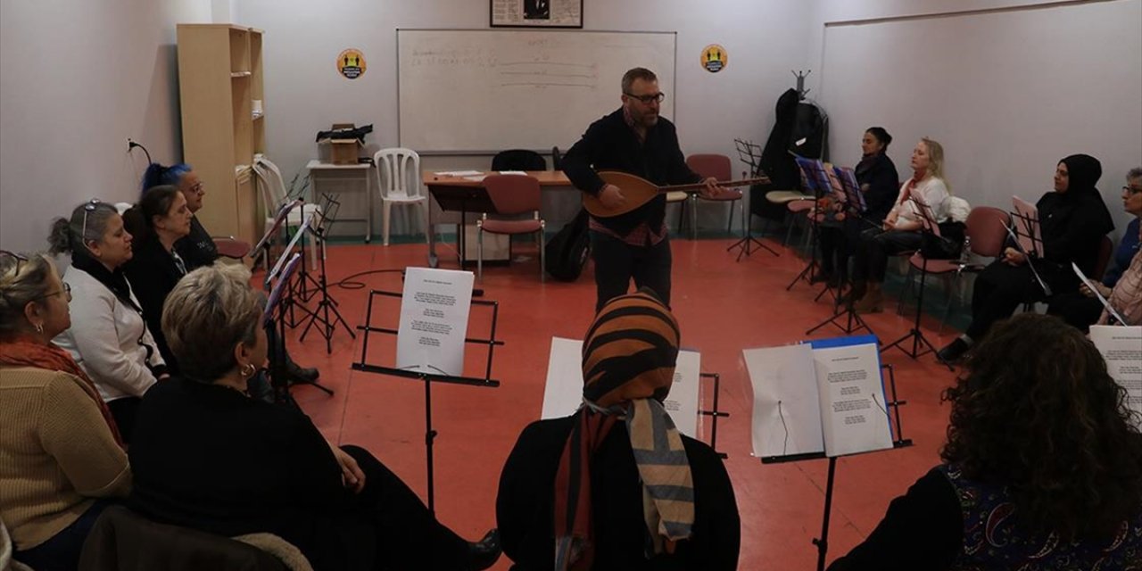 Bursa'da Üreten Kadınlardan Oluşan Koro İlk Konserine Hazırlanıyor