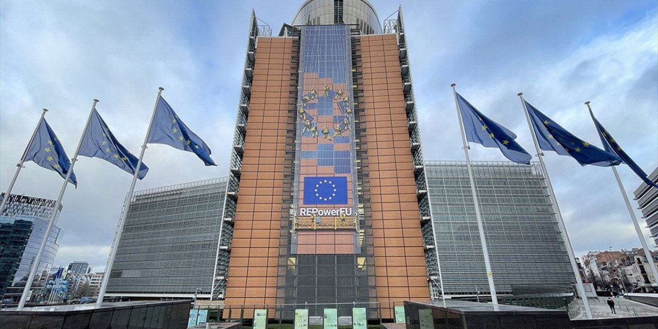 AB: Her Zaman Diplomatik Bir Çözümü Destekliyoruz Ancak İran'ın Davranışlarını Değiştirmesi Gerekiyor