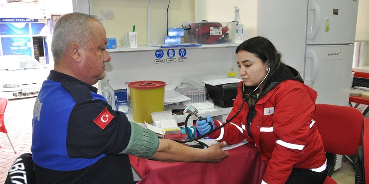 Kan Bağışçısı Zabıta Hastalara Umut Olmak İçin 15 Yıldır Türk Kızılayın Yolunu Tutuyor