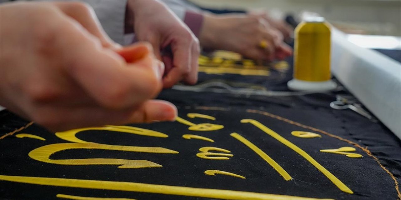 Diyarbakır'da Usta Öğreticiler Esma-ül Hüsna'yı El Emeğiyle İşliyor