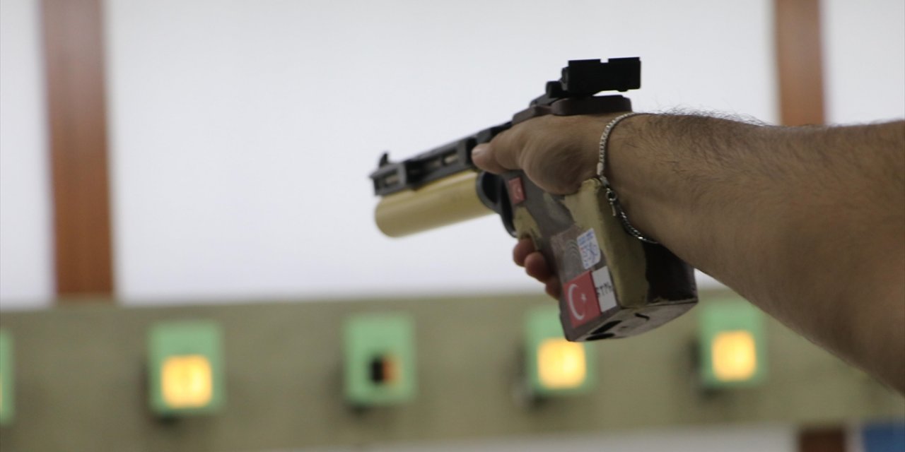 Milli Atıcılar İsmail Keleş, Yusuf Dikeç ve Buğra Selimzade, Avrupa Şampiyonu Oldu