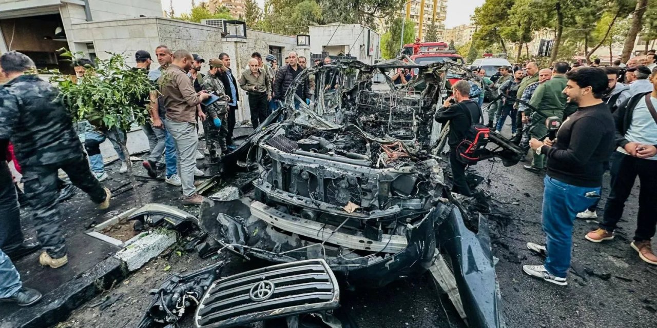 Hizbullah'ın Üst Düzey İsmi Aracında Öldürüldü