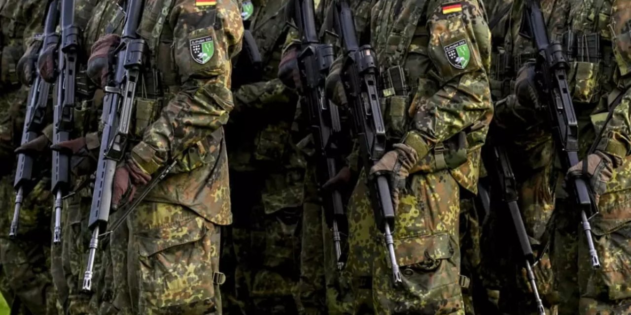 Almanya Savaşa mı Katılıyor? Savunma Bakanı Alınan Kararı Duyurdu