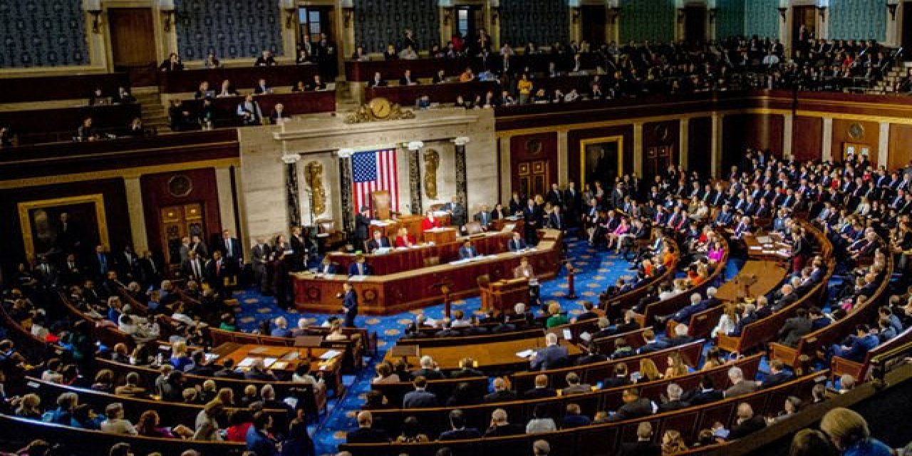 ABD Senatosu, Trump'ın "Savaş Yetkileri" Tasarısını Reddetti