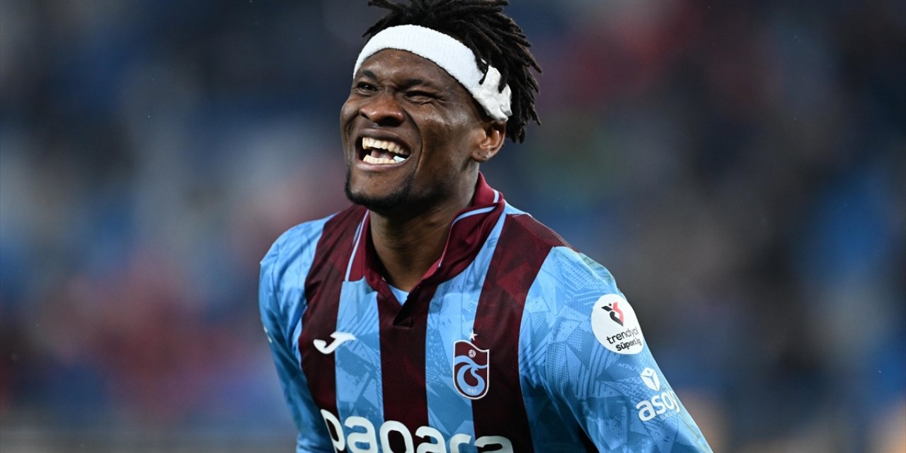 Trabzonspor'un Nijeryalı Stoperi Nwaiwu, Taraftarın Gönlünde Yer Edinmek İstiyor