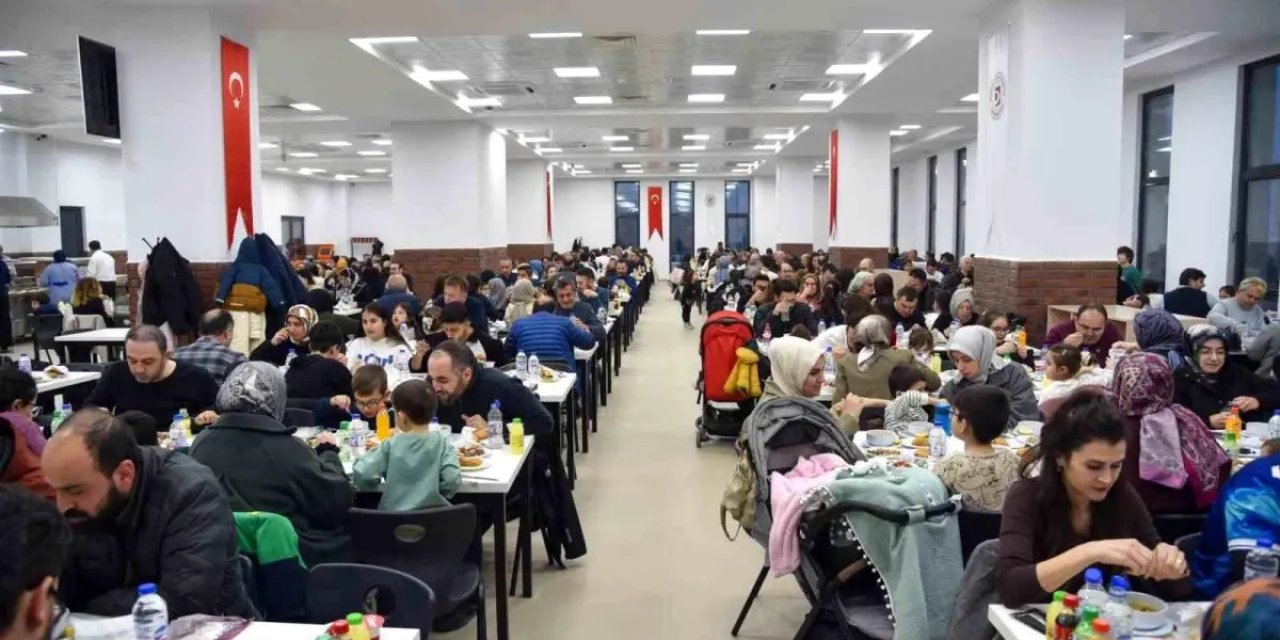 BŞEÜ Personeli İftar Yemeğinde bir Araya Geldi.