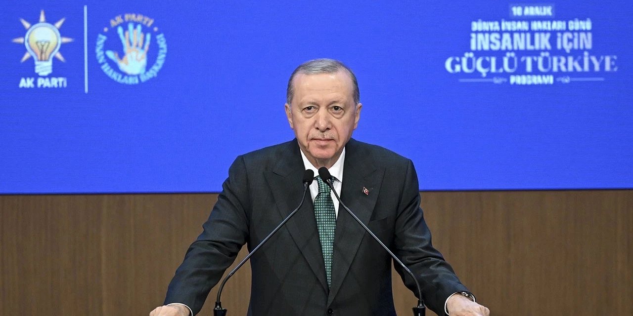 Cumhurbaşkanı Erdoğan, Esnaf ve Sanatkârlarla Düzenlenen İftar Programında Açıklamalarda Bulundu.