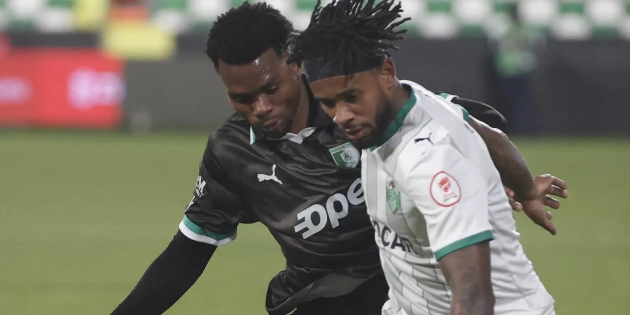 Kupa Maçında Irkçılık: Taraftar Stattan Çıkarıldı!