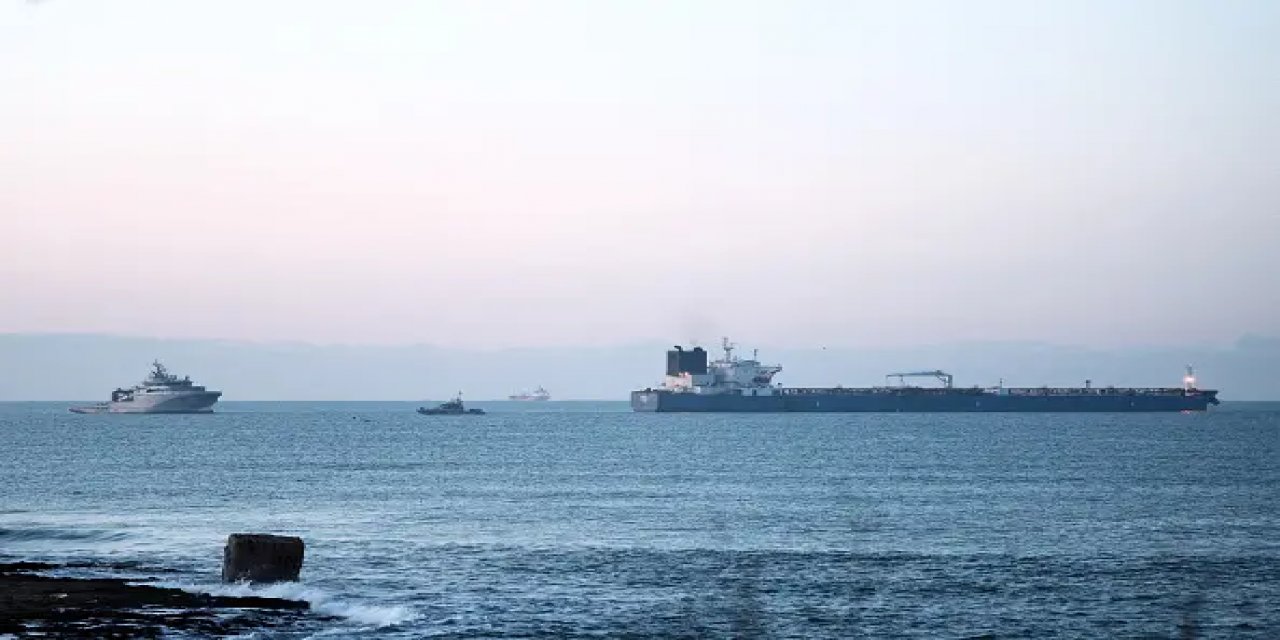 ABD, Hindistan'a Rus Petrolü Satın Alması İçin Muafiyet Tanıdı