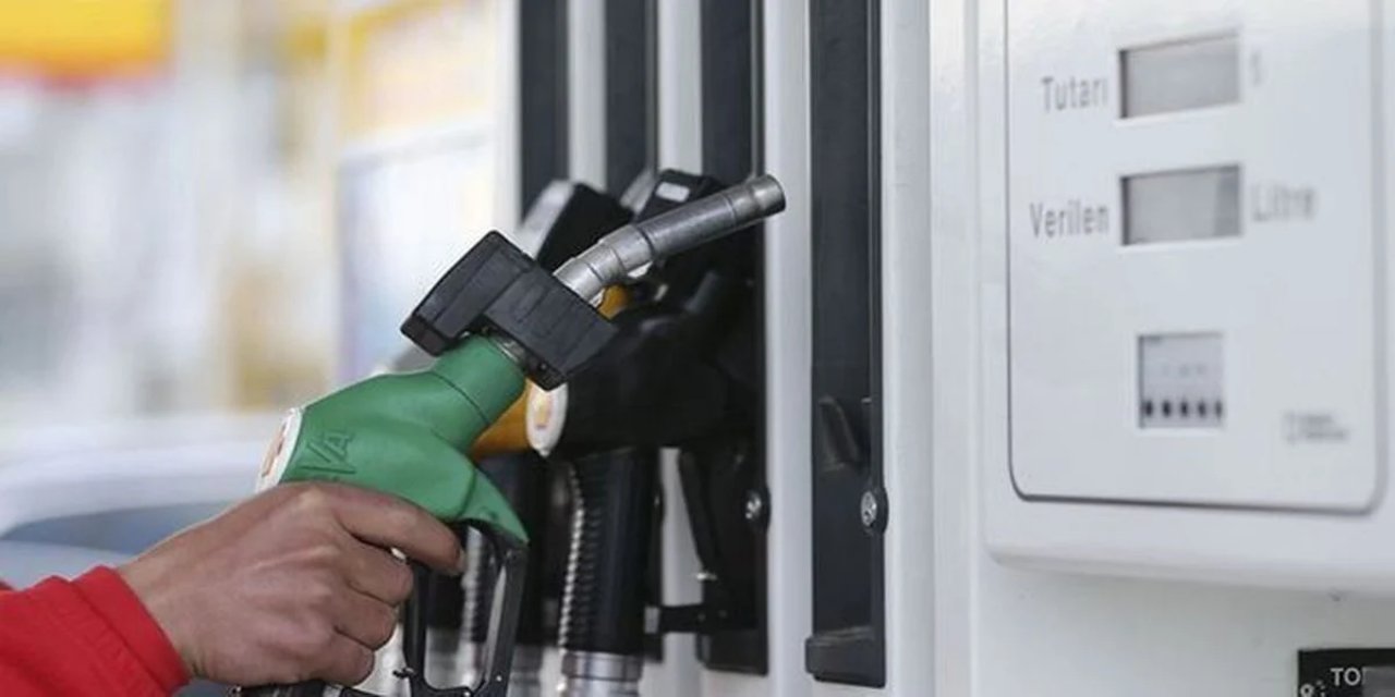 Akaryakıta Zam Geldi mi? 6 Mart Benzin ve Motorin Litre Fiyatları Kaç TL Oldu?
