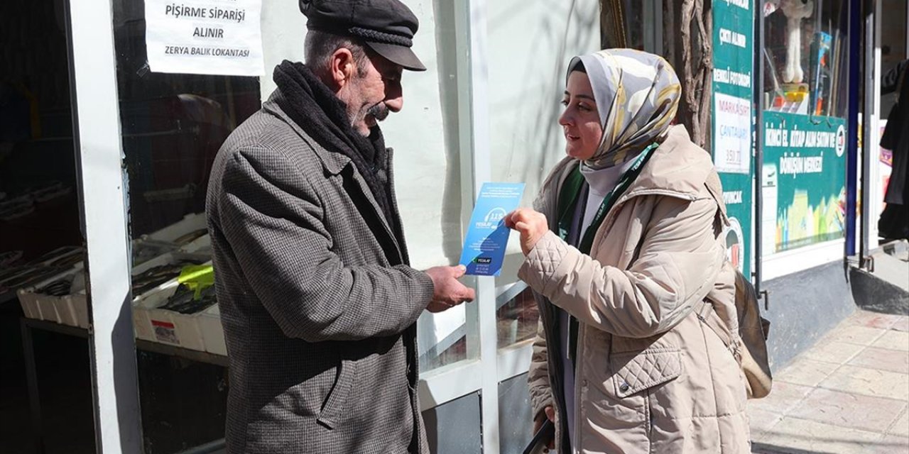 Hakkari'de Geçen Yıldan Bu Yana Yaklaşık 3 Bin Kişi Bağımlılığa Karşı Bilgilendirildi