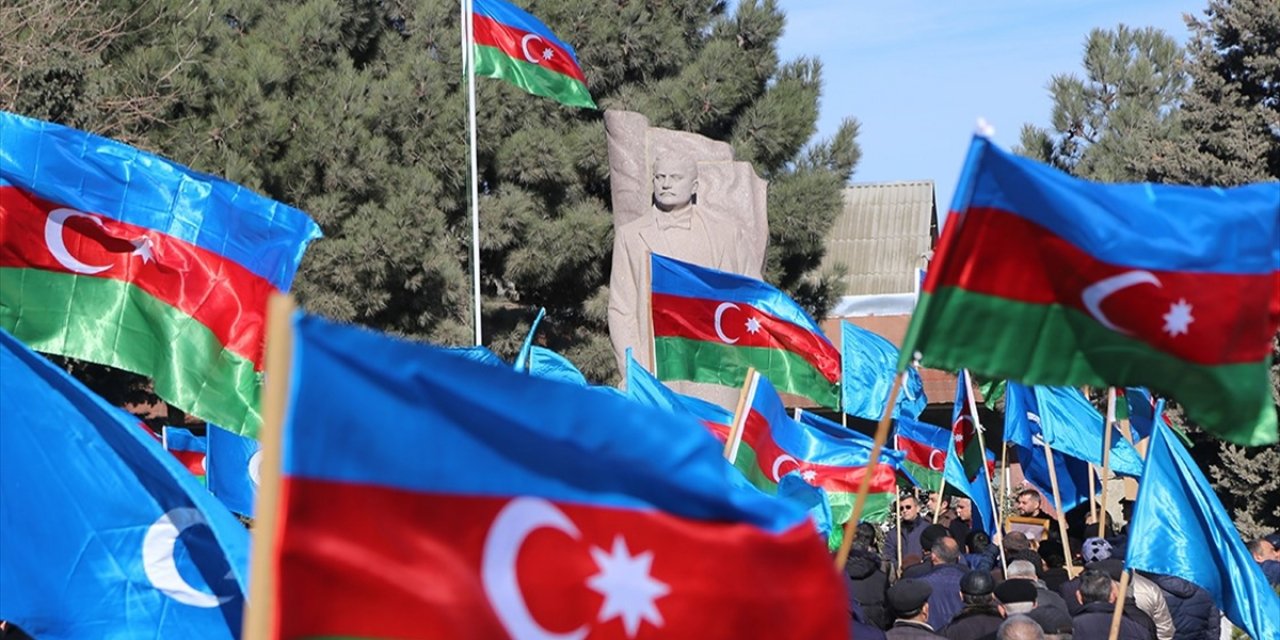 Azerbaycan Cumhuriyeti'nin Kurucusu Resulzade, Vefatının 71. Yılında Anılıyor