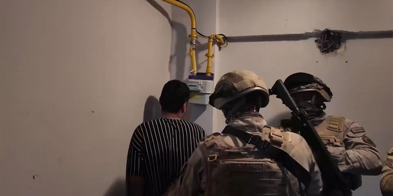 "Tefecilik" ve "Nitelikli Yağma" Suçlarına Yönelik 11 İldeki Operasyonlarda 61 Kişi Yakalandı