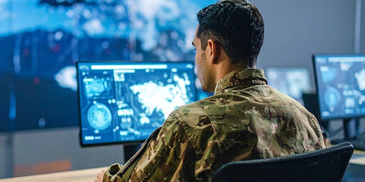 ABD ve İsrail’in İran Saldırılarında Kullandığı Yapay Zeka, Uluslararası Hukukta Tartışma Yarattı