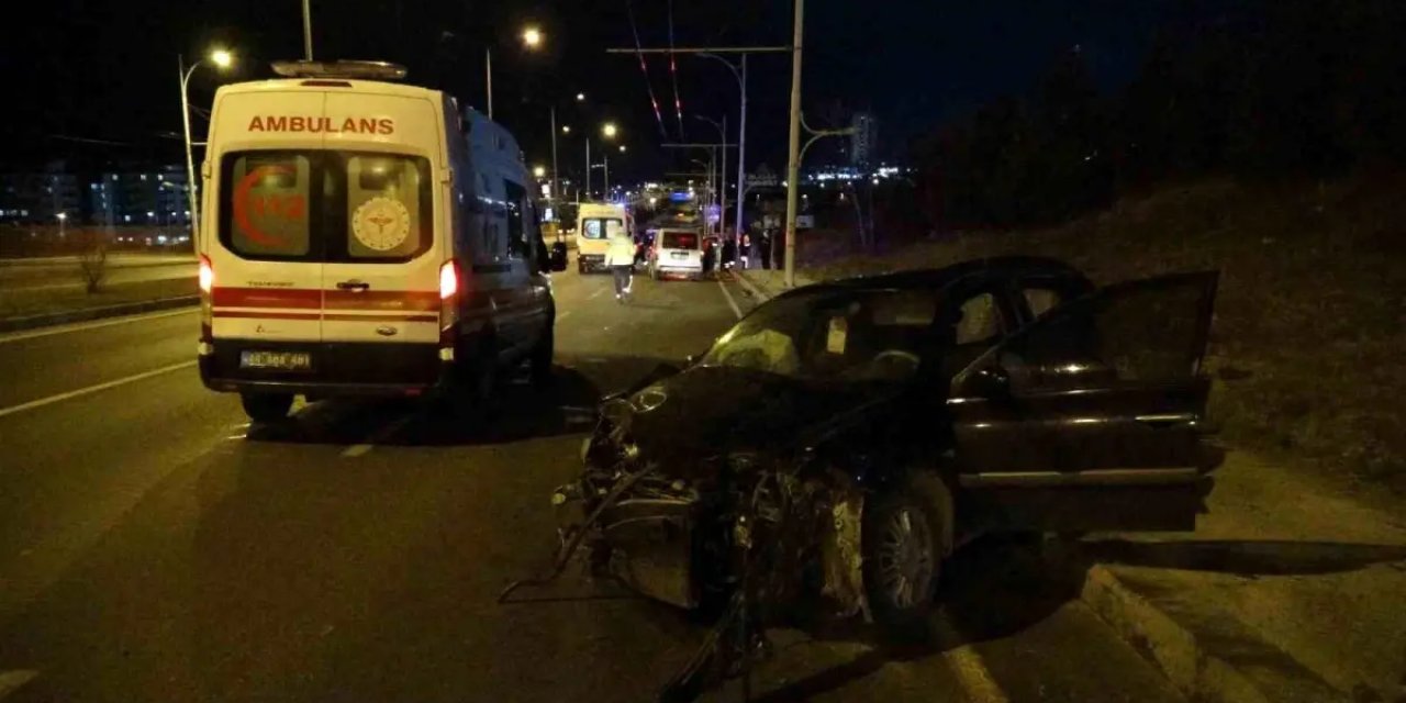 Malatya'da Üç Aracın Karıştığı Kazada 4 kişi Yaralandı