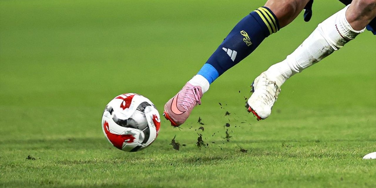 Fenerbahçe, Süper Lig'de Yarın Sahasında Samsunspor İle Karşılaşacak