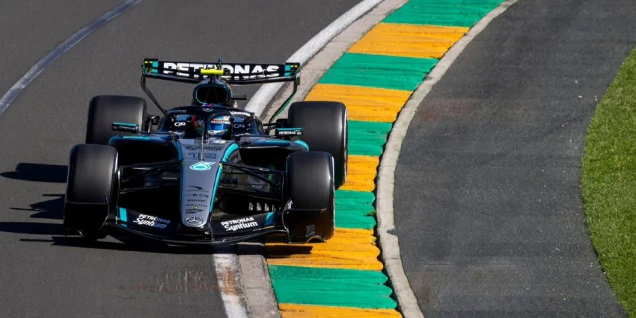 Formula 1 2026 Sezonu Başladı: Russell Pole Pozisyonunu Aldı