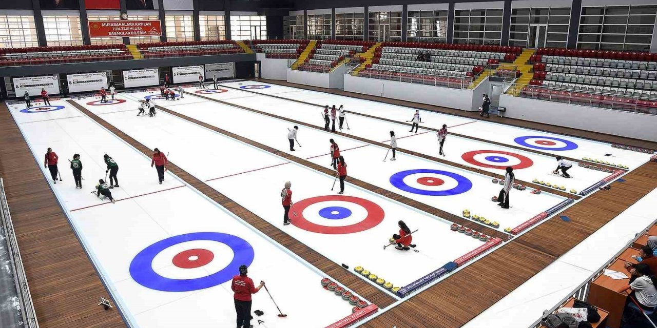 Uluslararası Erzurum Curling Turnuvası'nda 3 Ülke Mücadele Ediyor