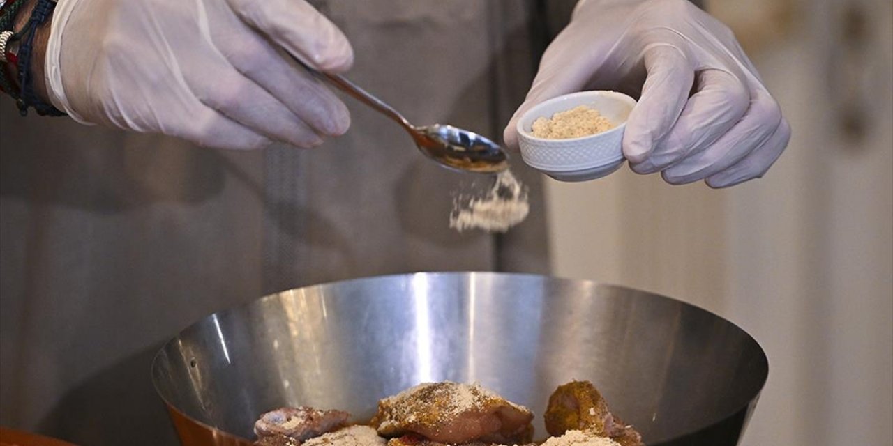 Fas'ın Ankara Büyükelçisi Lazreq Ve Eşi, Ülkelerine Özel İftar Sofrasıyla Geleneklerini Tanıttı