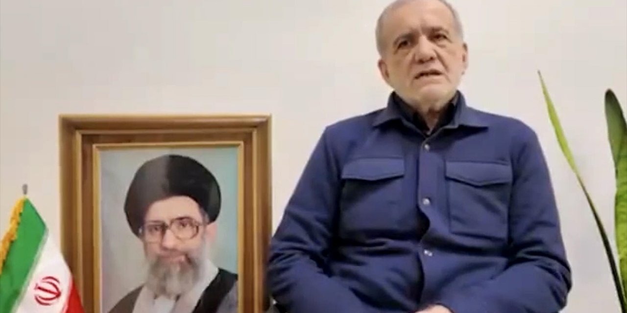 İran Cumhurbaşkanı: Bize Saldırı Gelmediği Sürece Komşu Ülkelerin Vurulmaması ve Füze Fırlatılmaması Kararı Alındı