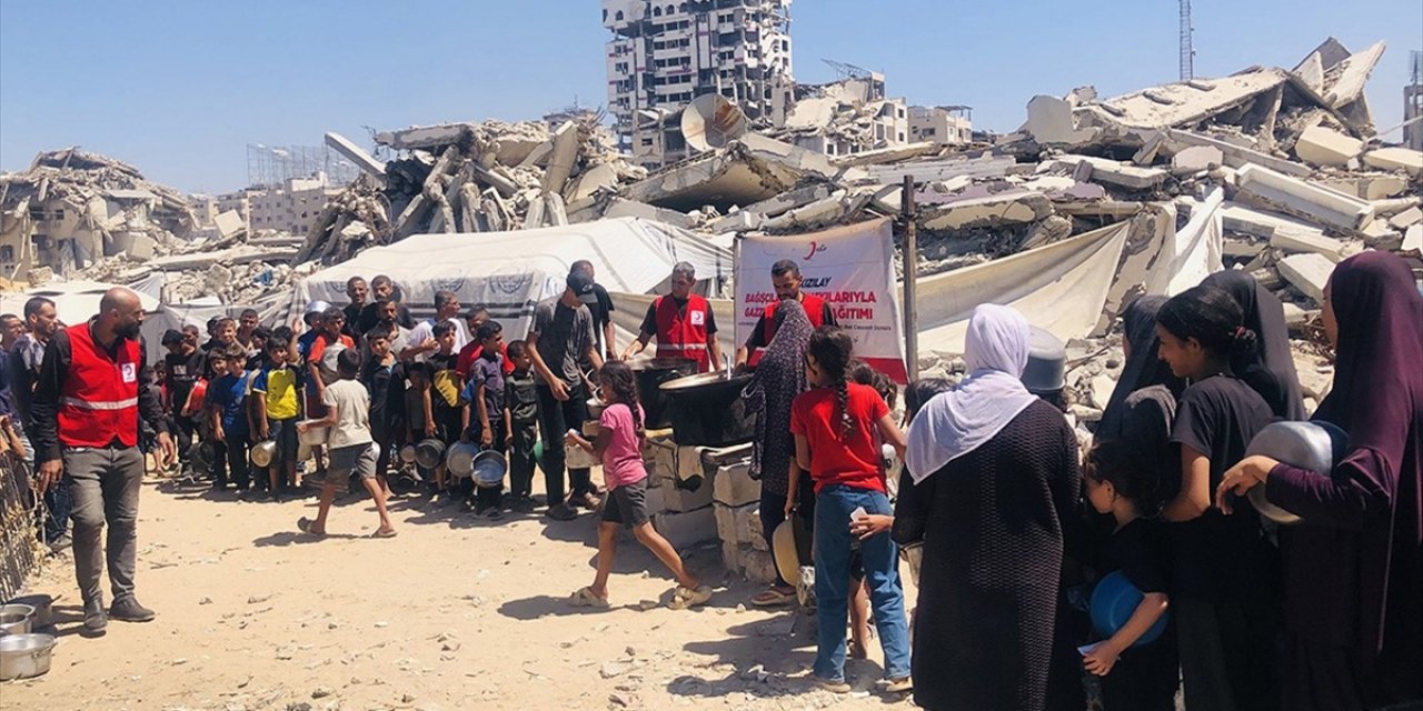 Türk Kızılay, Gazze ve Suriye'de Sıcak Yemek Desteğini Ramazanda Da Sürdürüyor